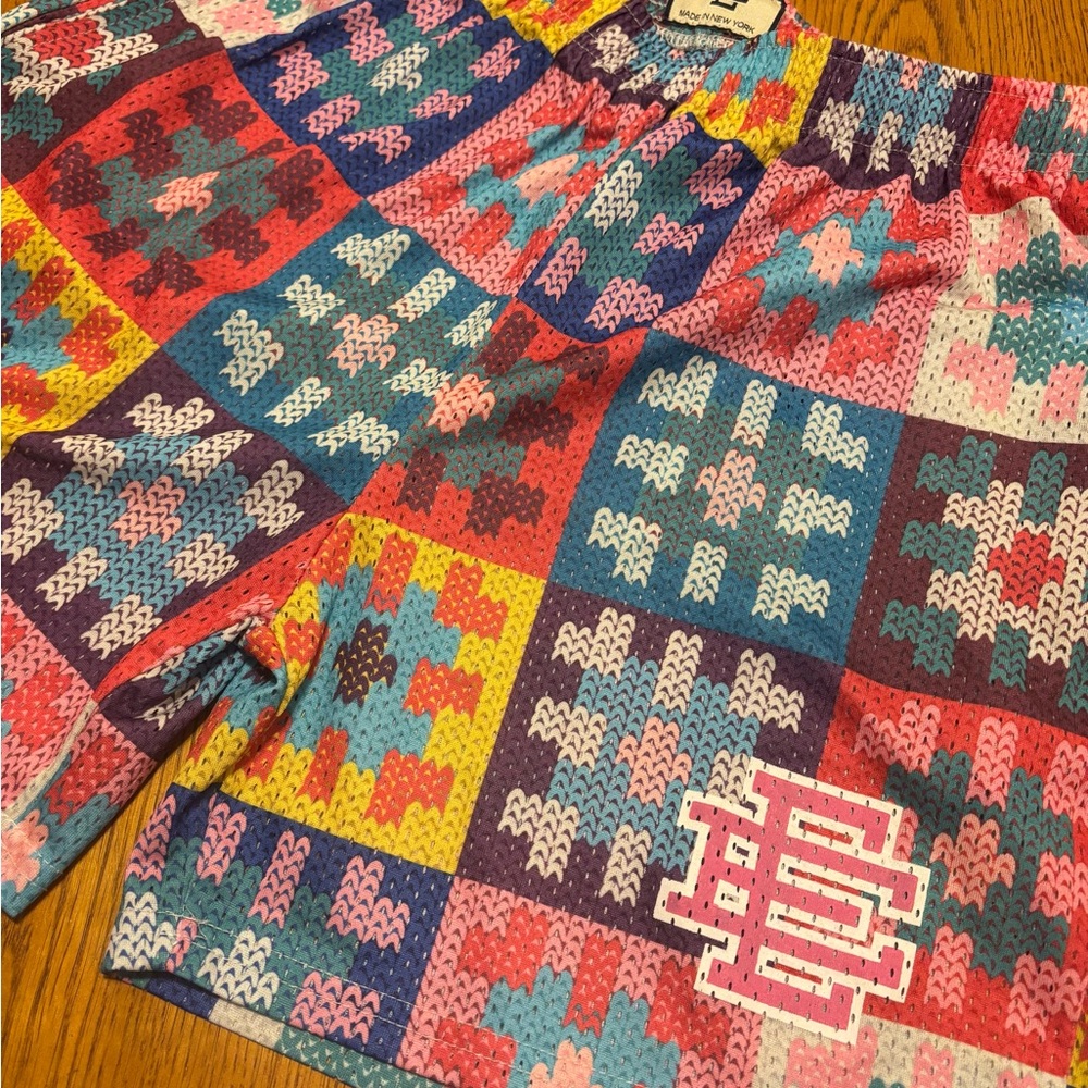 Eric Emanual Colorful Patchwork Crochet Mens Shor… - image 2